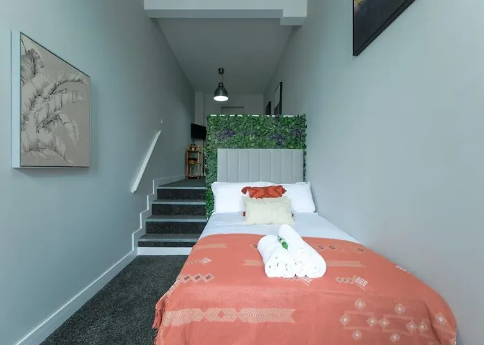 526 Gloucester Flat 1 - Hopewell Bristol