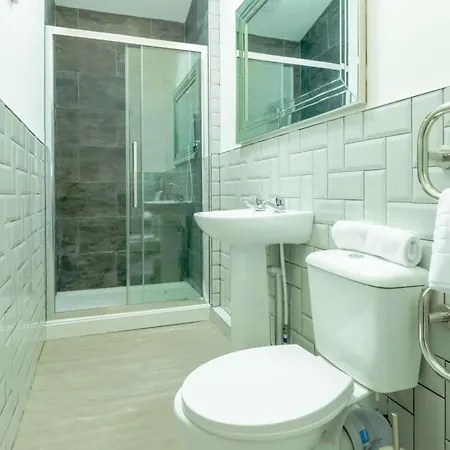 526 Gloucester Flat 1 - Hopewell Apartamento